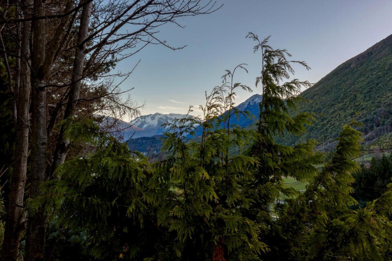 Kereru Cottage, Cosy Log Cabin, Serene Lake & Mountain Views Queenstown Extérieur photo